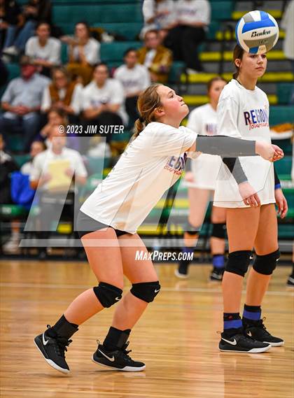 Thumbnail 3 in McMullen County vs Neches (UIL 1A Region IV Semifinal) photogallery.