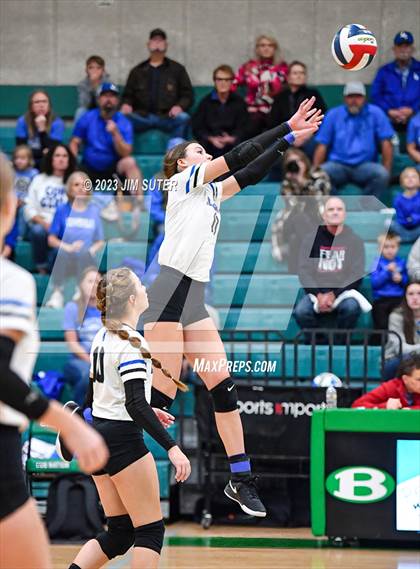 Thumbnail 2 in McMullen County vs Neches (UIL 1A Region IV Semifinal) photogallery.