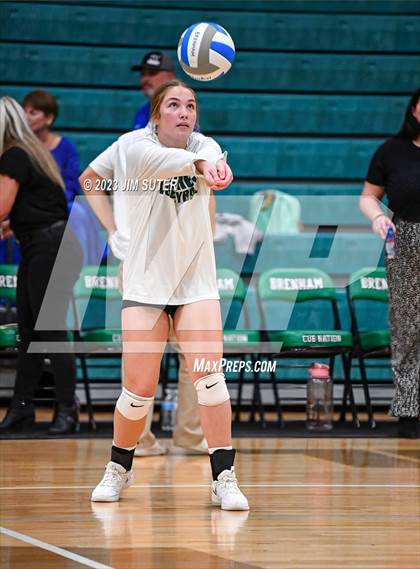 Thumbnail 3 in McMullen County vs Neches (UIL 1A Region IV Semifinal) photogallery.