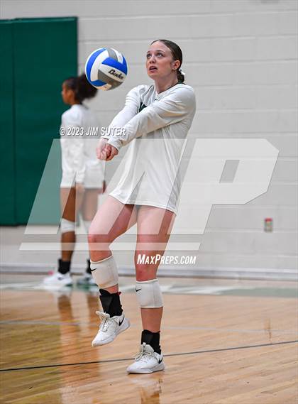 Thumbnail 3 in McMullen County vs Neches (UIL 1A Region IV Semifinal) photogallery.