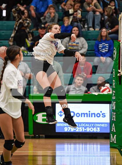 Thumbnail 2 in McMullen County vs Neches (UIL 1A Region IV Semifinal) photogallery.