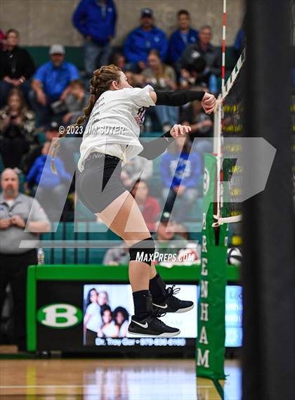 Thumbnail 1 in McMullen County vs Neches (UIL 1A Region IV Semifinal) photogallery.