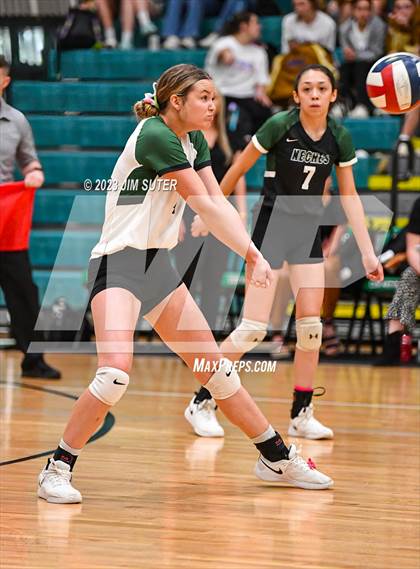 Thumbnail 1 in McMullen County vs Neches (UIL 1A Region IV Semifinal) photogallery.