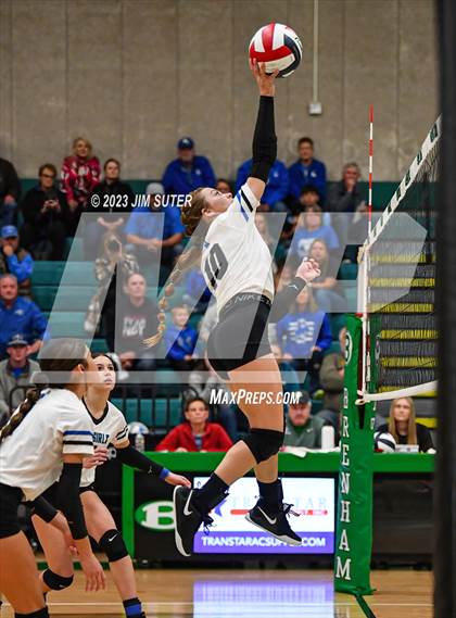 Thumbnail 3 in McMullen County vs Neches (UIL 1A Region IV Semifinal) photogallery.