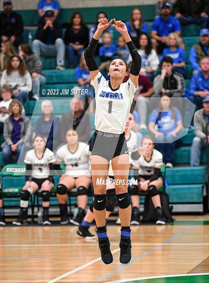 Thumbnail 3 in McMullen County vs Neches (UIL 1A Region IV Semifinal) photogallery.
