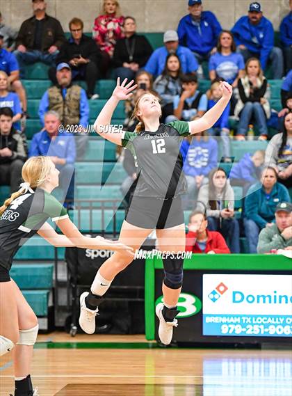 Thumbnail 1 in McMullen County vs Neches (UIL 1A Region IV Semifinal) photogallery.