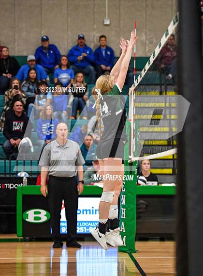 Thumbnail 2 in McMullen County vs Neches (UIL 1A Region IV Semifinal) photogallery.
