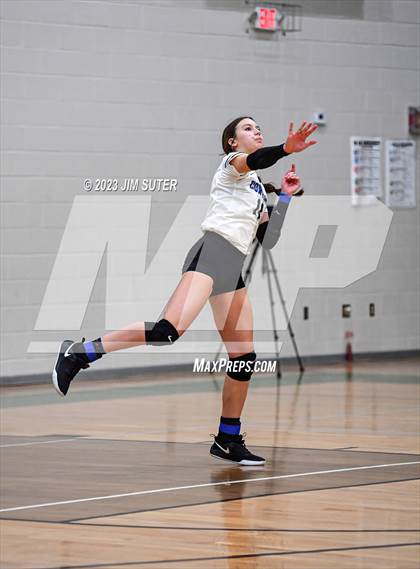 Thumbnail 1 in McMullen County vs Neches (UIL 1A Region IV Semifinal) photogallery.