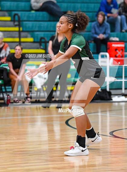 Thumbnail 2 in McMullen County vs Neches (UIL 1A Region IV Semifinal) photogallery.