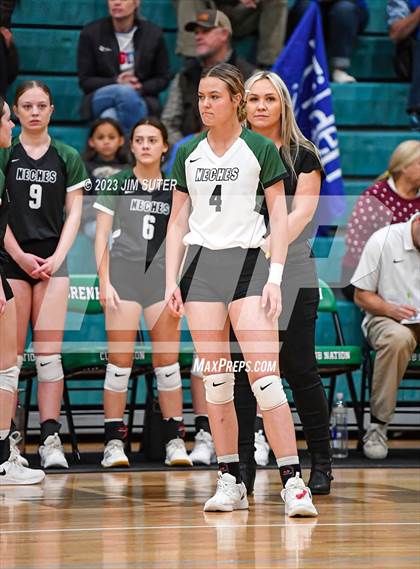 Thumbnail 1 in McMullen County vs Neches (UIL 1A Region IV Semifinal) photogallery.