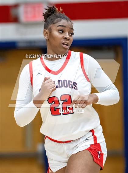 Thumbnail 2 in Eastern Alamance vs Terry Sanford (NCHSAA 3A First Round) photogallery.