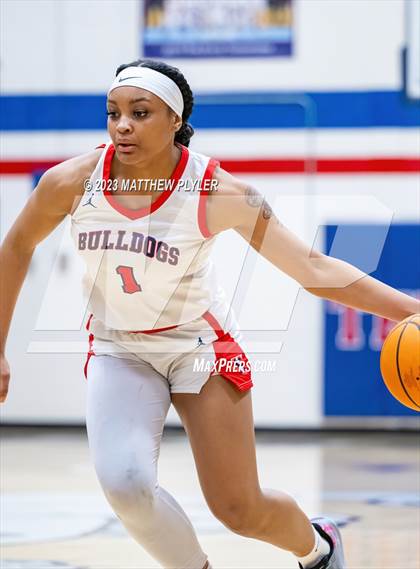 Thumbnail 1 in Eastern Alamance vs Terry Sanford (NCHSAA 3A First Round) photogallery.