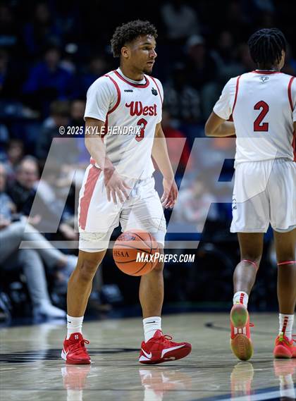 Thumbnail 1 in St. Xavier @ Lakota West ( OHSAA D1 Regional Semi Final ) photogallery.