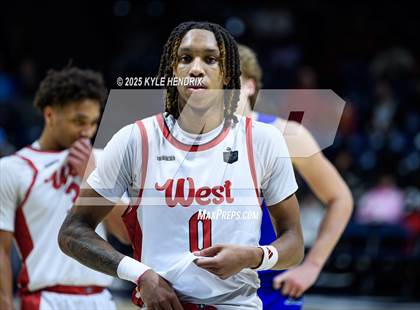Thumbnail 2 in St. Xavier @ Lakota West ( OHSAA D1 Regional Semi Final ) photogallery.