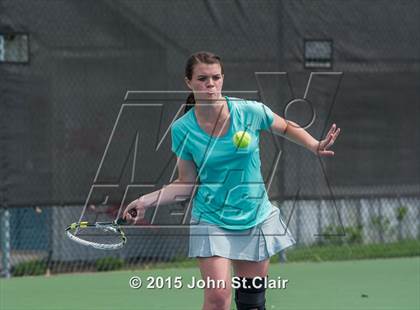 Thumbnail 1 in TSSAA District 8 Championships (Day 2) photogallery.