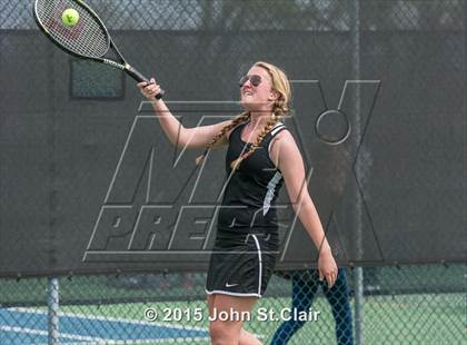 Thumbnail 1 in TSSAA District 8 Championships (Day 2) photogallery.