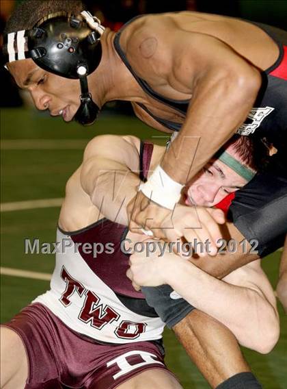 Thumbnail 2 in NYSPHSAA D1 Championships (Semifinals) photogallery.