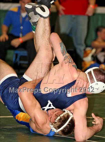 Thumbnail 2 in NYSPHSAA D1 Championships (Semifinals) photogallery.