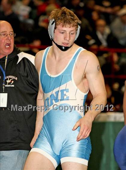 Thumbnail 2 in NYSPHSAA D1 Championships (Semifinals) photogallery.