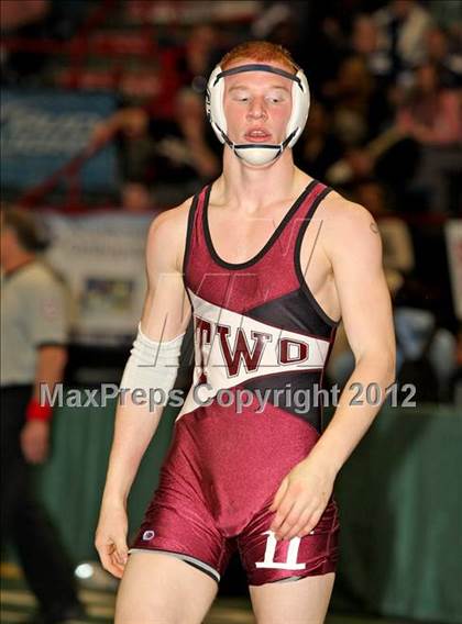 Thumbnail 1 in NYSPHSAA D1 Championships (Semifinals) photogallery.