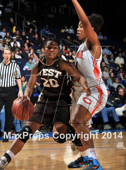 Thumbnail 1 in Chaminade vs. West (CIF SoCal Regional D2 Final) photogallery.