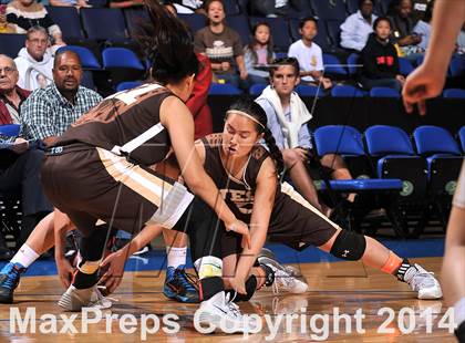 Thumbnail 2 in Chaminade vs. West (CIF SoCal Regional D2 Final) photogallery.