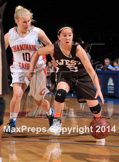 Thumbnail 3 in Chaminade vs. West (CIF SoCal Regional D2 Final) photogallery.
