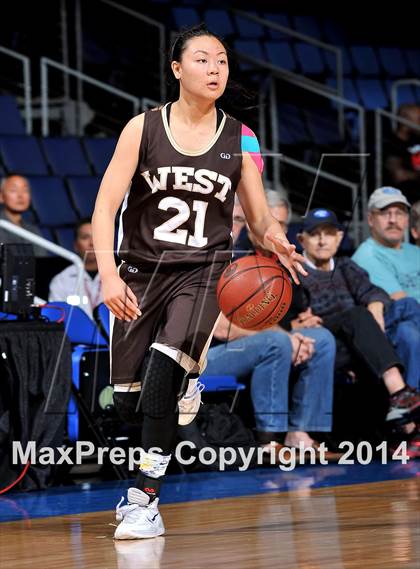 Thumbnail 3 in Chaminade vs. West (CIF SoCal Regional D2 Final) photogallery.