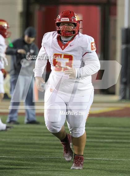 Thumbnail 2 in Carlsbad vs. Cathedral Catholic (CIF SDS Open Division Final) photogallery.