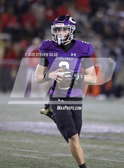 Thumbnail 2 in Carlsbad vs. Cathedral Catholic (CIF SDS Open Division Final) photogallery.