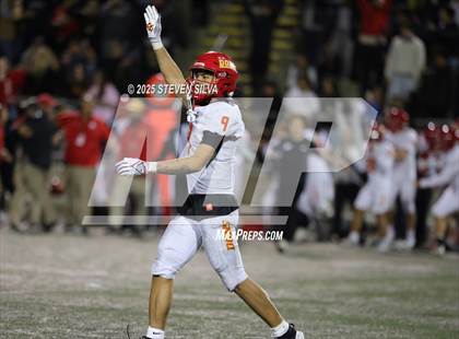 Thumbnail 2 in Carlsbad vs. Cathedral Catholic (CIF SDS Open Division Final) photogallery.