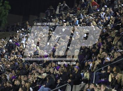 Thumbnail 2 in Carlsbad vs. Cathedral Catholic (CIF SDS Open Division Final) photogallery.