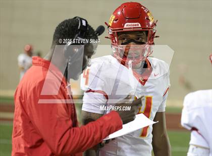 Thumbnail 3 in Carlsbad vs. Cathedral Catholic (CIF SDS Open Division Final) photogallery.