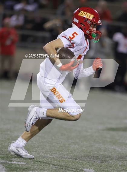 Thumbnail 3 in Carlsbad vs. Cathedral Catholic (CIF SDS Open Division Final) photogallery.
