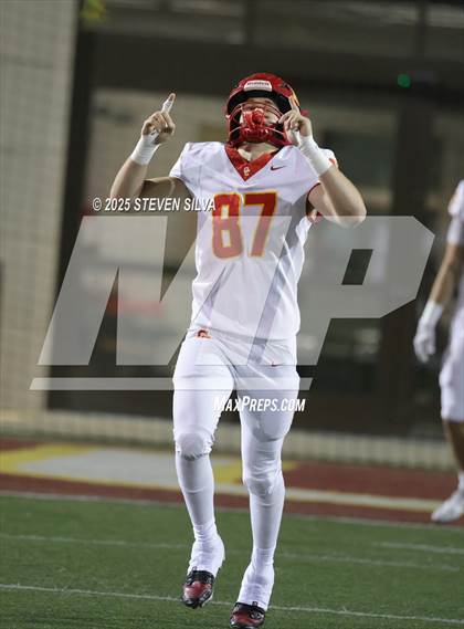 Thumbnail 2 in Carlsbad vs. Cathedral Catholic (CIF SDS Open Division Final) photogallery.
