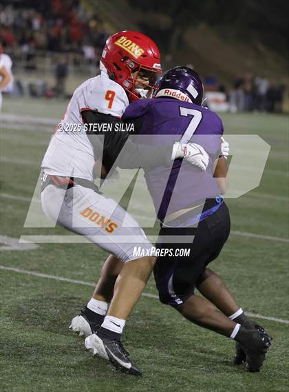 Thumbnail 2 in Carlsbad vs. Cathedral Catholic (CIF SDS Open Division Final) photogallery.