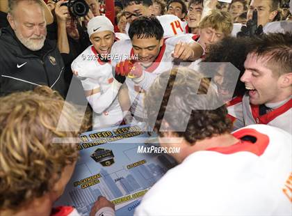 Thumbnail 3 in Carlsbad vs. Cathedral Catholic (CIF SDS Open Division Final) photogallery.