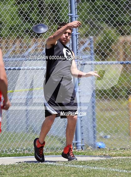 Thumbnail 1 in Coastal 3A Conference Meet (Boys Field Events) photogallery.