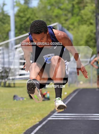 Thumbnail 1 in Coastal 3A Conference Meet (Boys Field Events) photogallery.