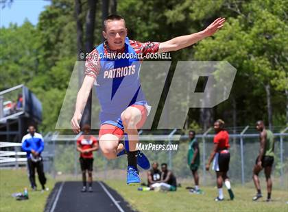 Thumbnail 1 in Coastal 3A Conference Meet (Boys Field Events) photogallery.