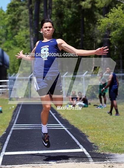 Thumbnail 1 in Coastal 3A Conference Meet (Boys Field Events) photogallery.