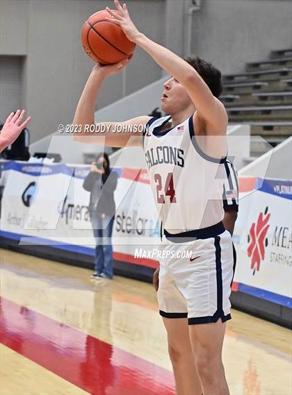Thumbnail 2 in Klein Cain vs Tompkins (McDonald's Texas Invitational) photogallery.