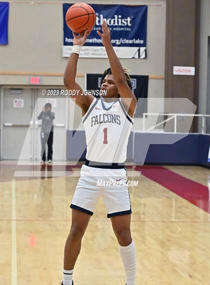 Thumbnail 3 in Klein Cain vs Tompkins (McDonald's Texas Invitational) photogallery.
