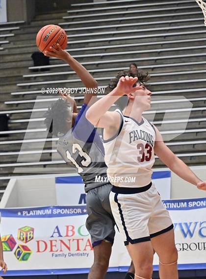Thumbnail 1 in Klein Cain vs Tompkins (McDonald's Texas Invitational) photogallery.