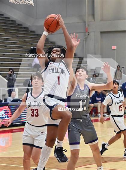 Thumbnail 1 in Klein Cain vs Tompkins (McDonald's Texas Invitational) photogallery.