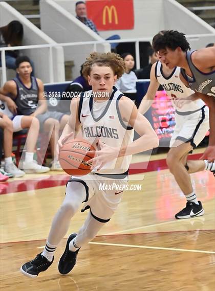 Thumbnail 2 in Klein Cain vs Tompkins (McDonald's Texas Invitational) photogallery.