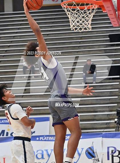 Thumbnail 2 in Klein Cain vs Tompkins (McDonald's Texas Invitational) photogallery.