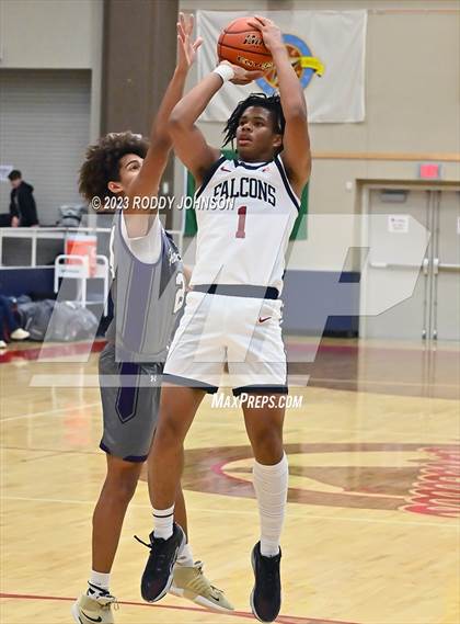 Thumbnail 1 in Klein Cain vs Tompkins (McDonald's Texas Invitational) photogallery.