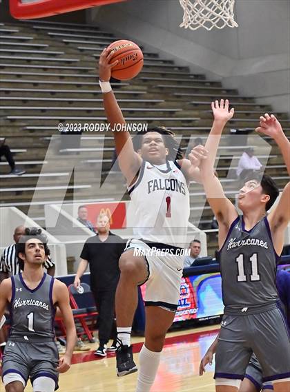 Thumbnail 1 in Klein Cain vs Tompkins (McDonald's Texas Invitational) photogallery.