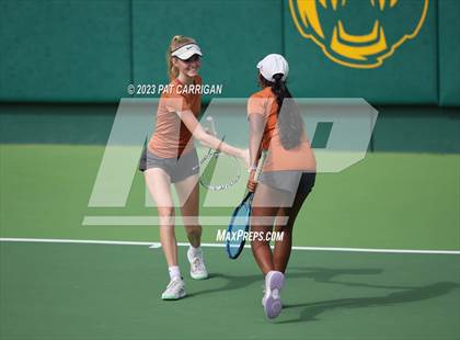 Thumbnail 2 in Round Rock Westwood vs Memorial (UIL 6A Team Tennis Final) photogallery.